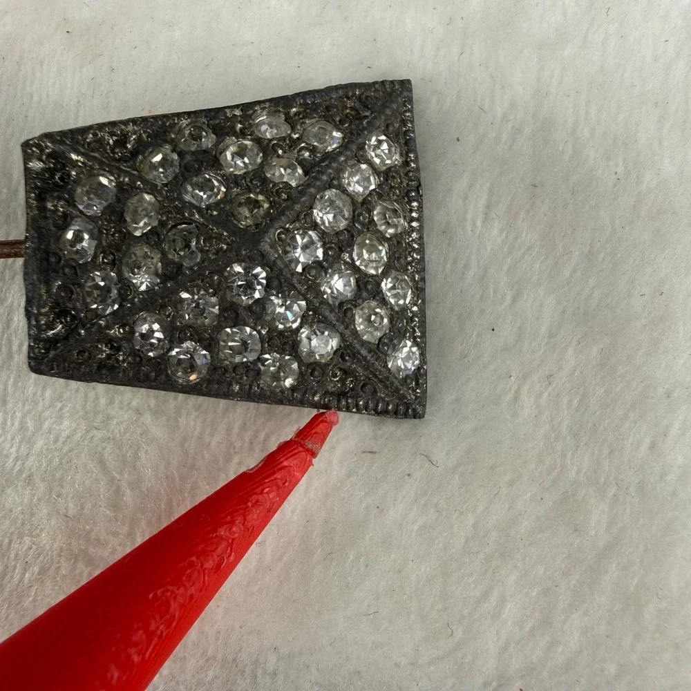 Estate read brooch