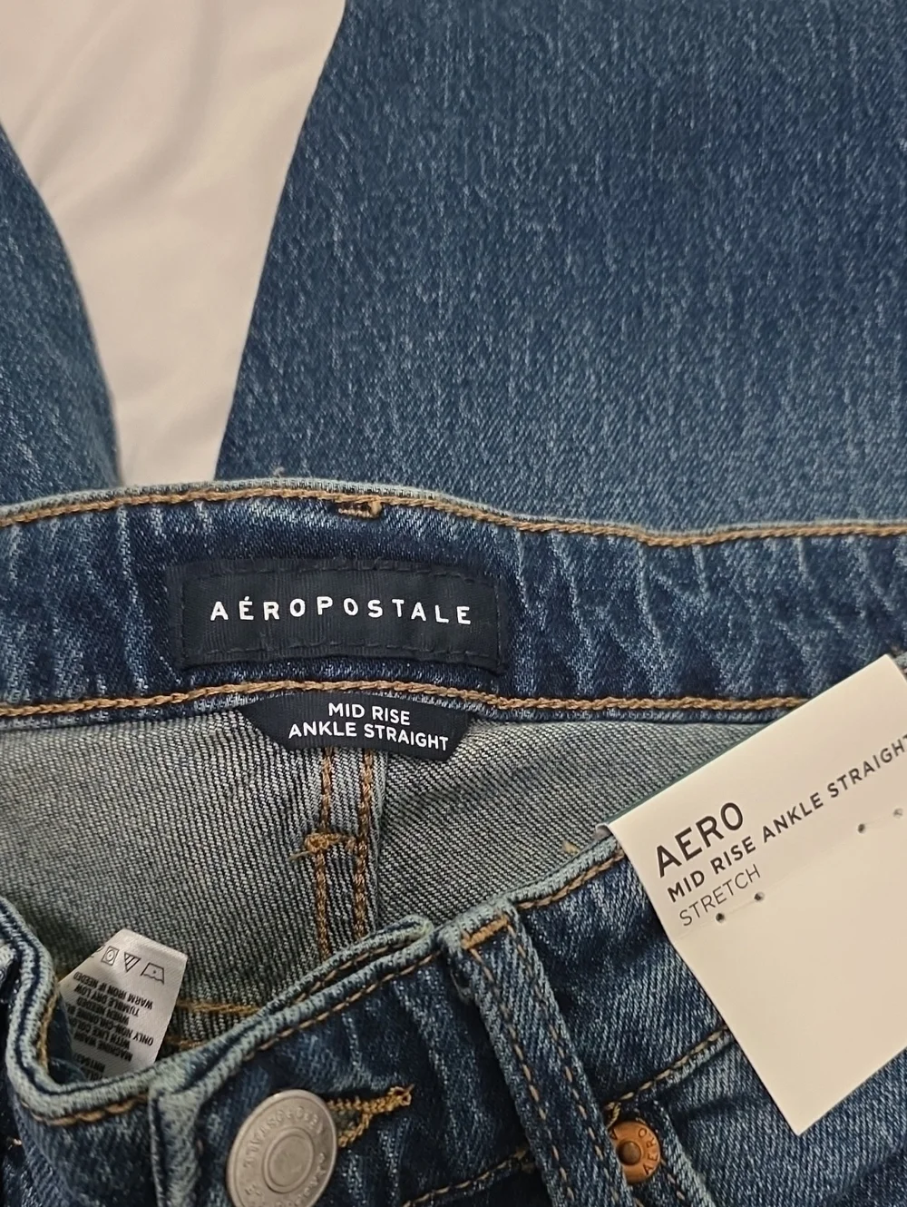 Aeropostale classic mid