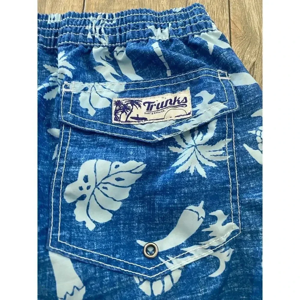 trunks please features