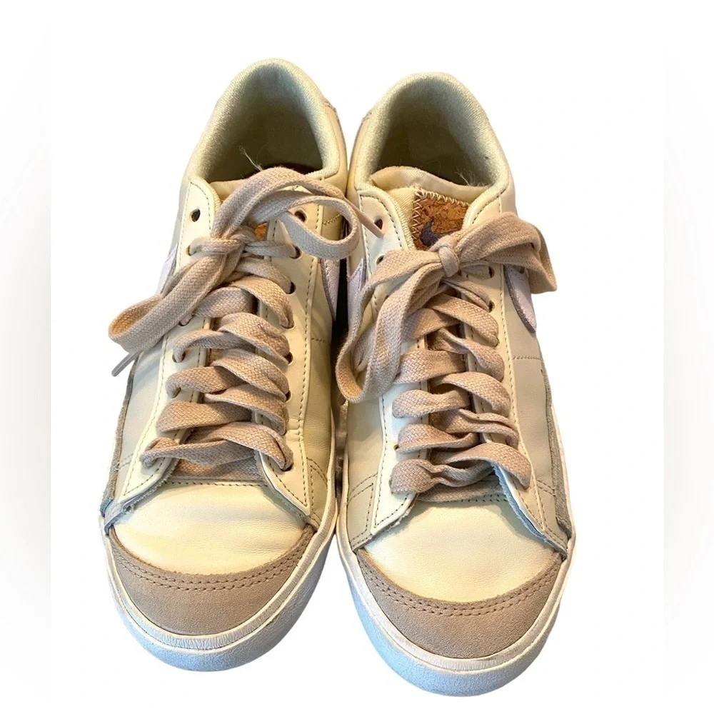 Nike blazer low