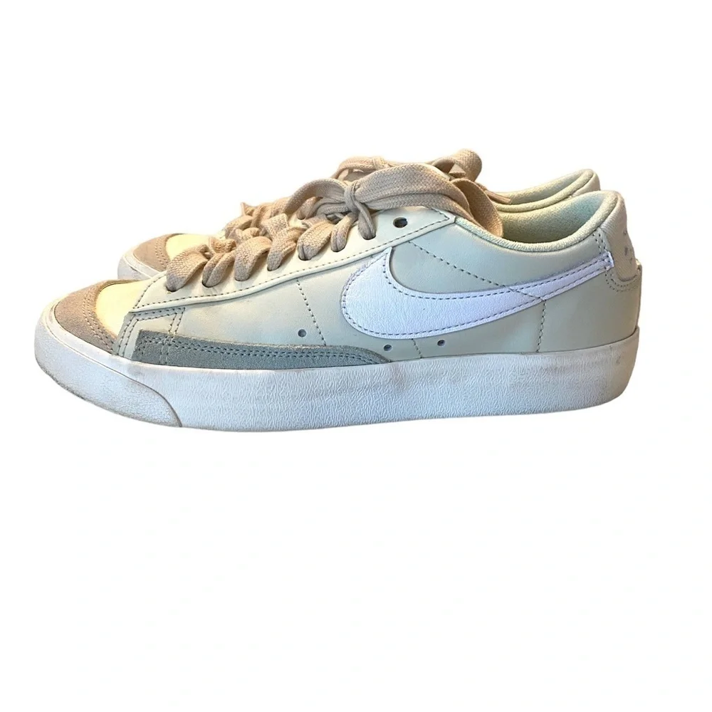 Nike blazer low