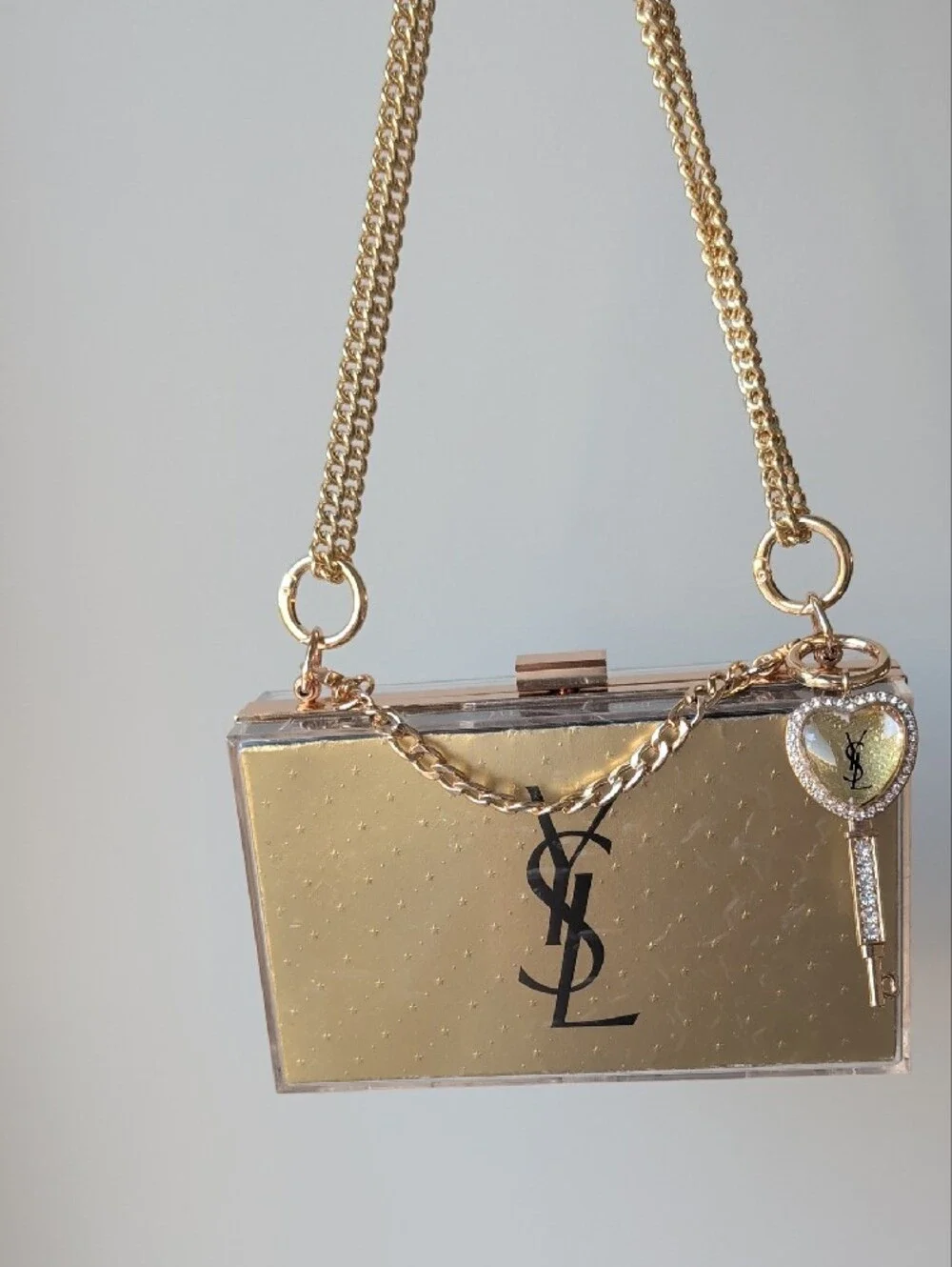 no brand stylish yves