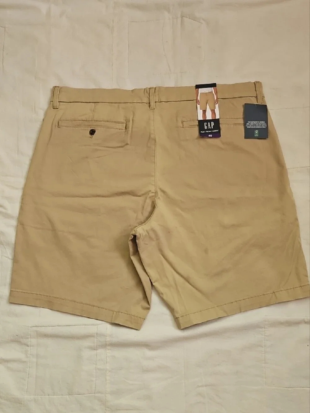 GAP Men's Tan Flat-Front Shorts