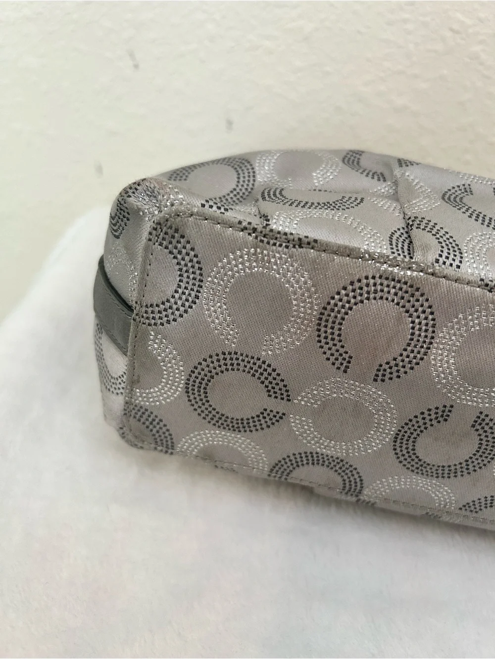 Coach Madison Dotted Op Art Gray G1082- 44379 Shoulder Bag Mini Hangtag Y2K