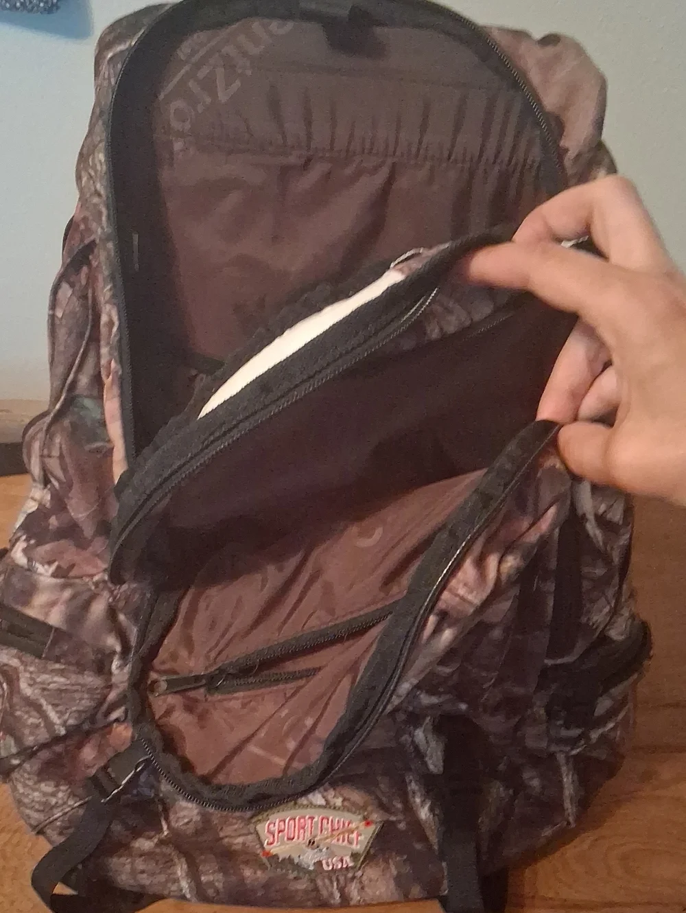 Sport cheif USA integrated briars backpack