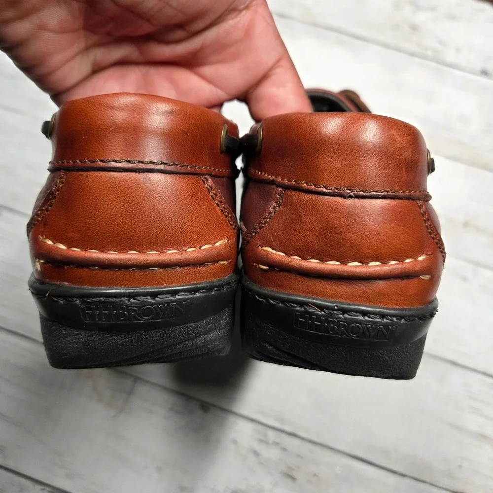 HH Brown toe model loafer