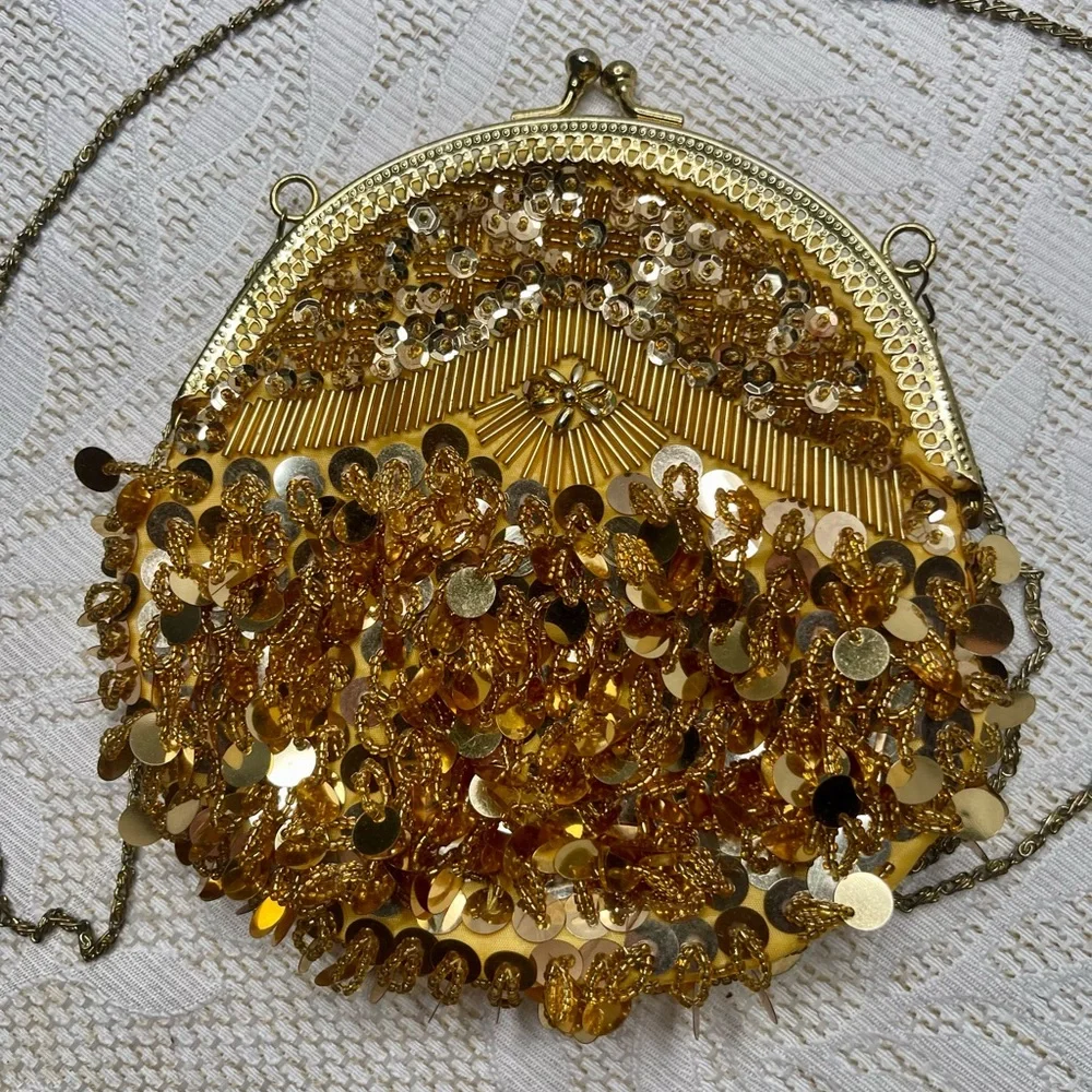 Vintage stunner flapper
