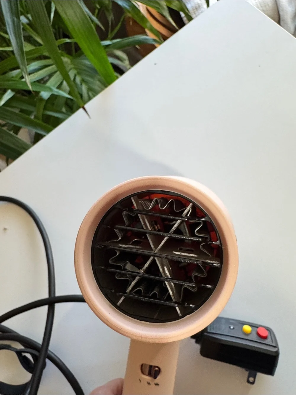 Lange HD1997 Hair Dryer in Blush Pink with Rose Gold Trim Works