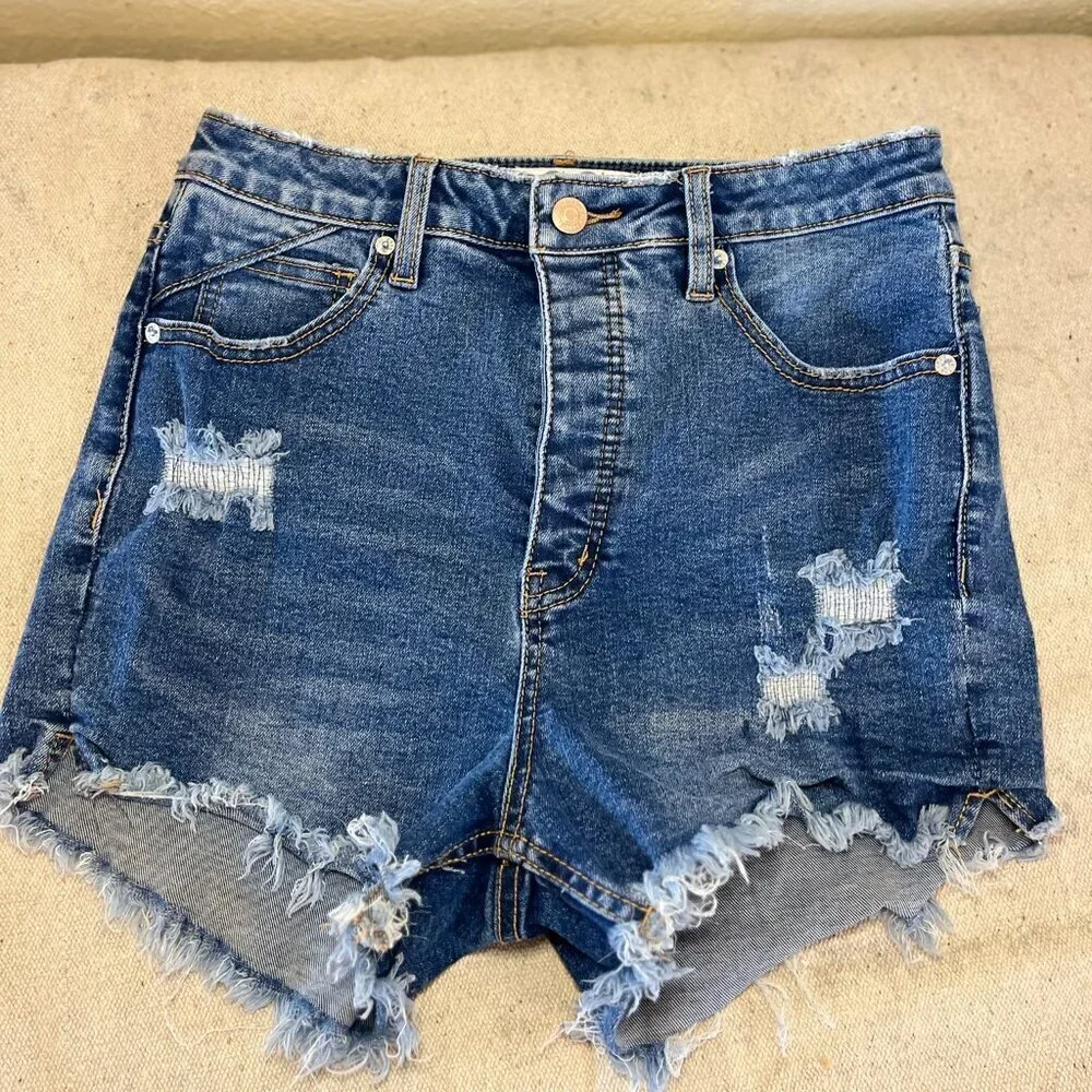 Free People CRVY Button-Fly Frayed Hem High-Rise Lolita Denim Shorts Sz 28