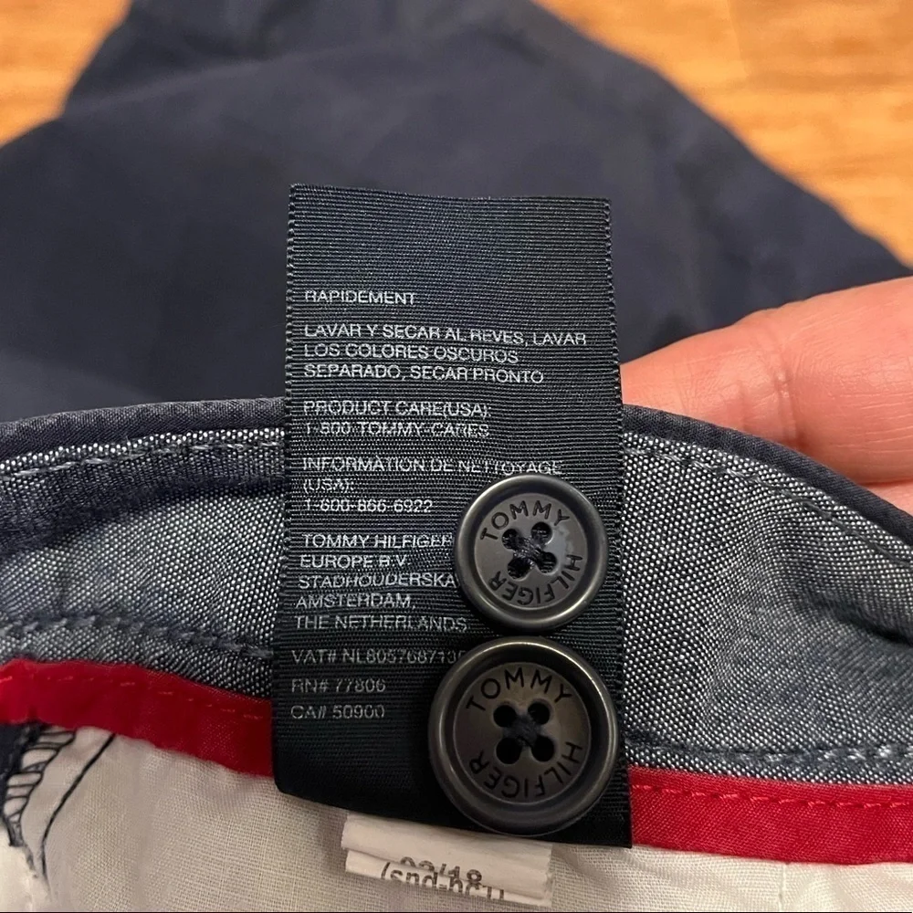 Tommy Hilfiger cotton plaid 32