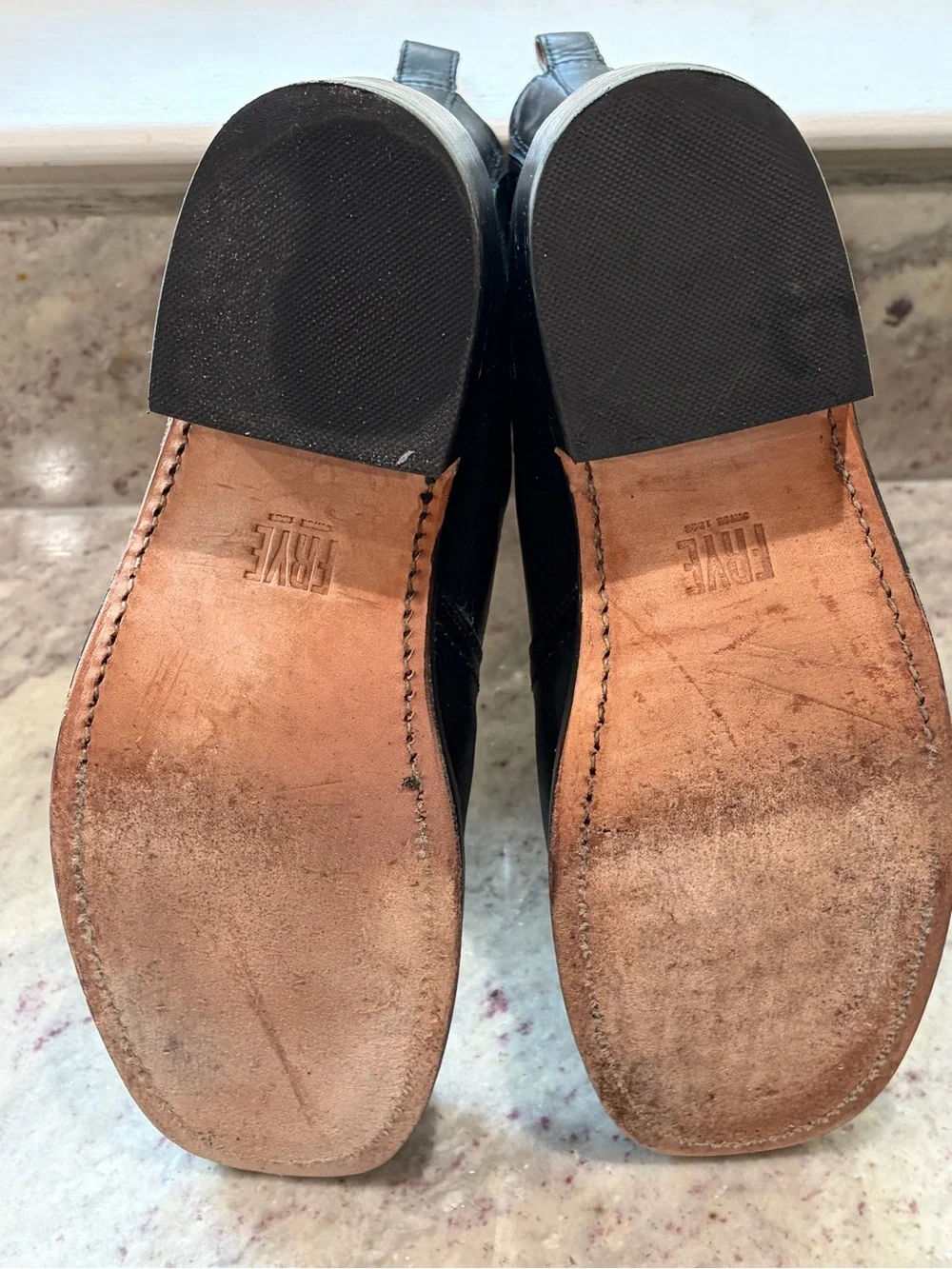 Frye Campus Chelsea Black W’s Size 9
