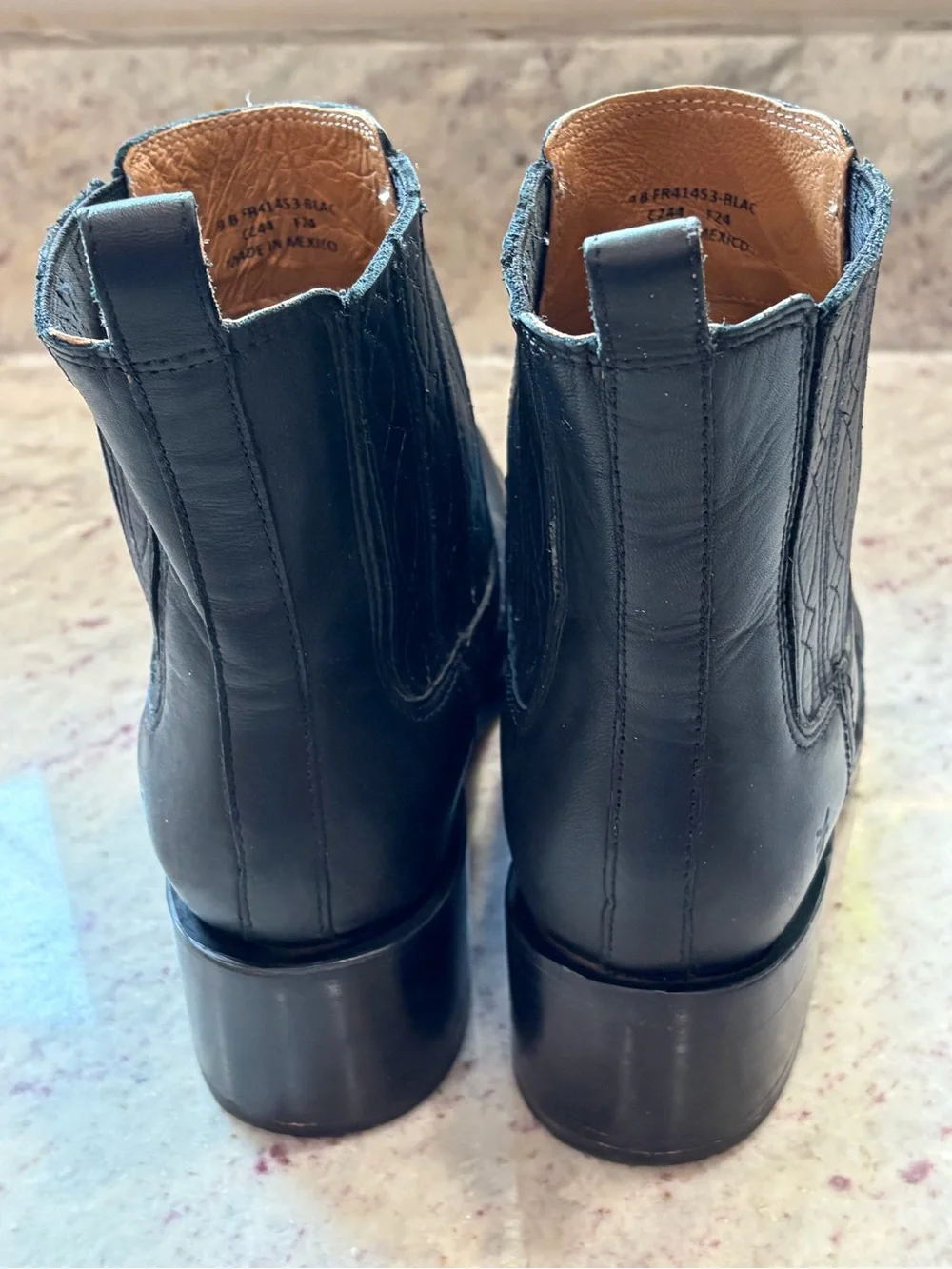 Frye Campus Chelsea Black W’s Size 9