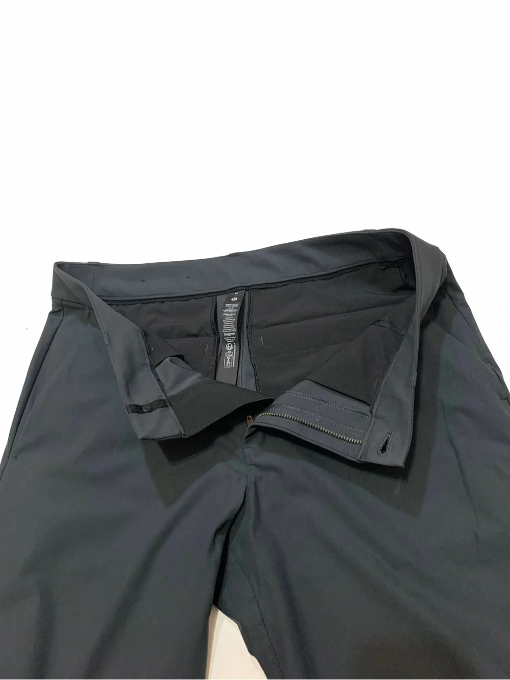 32 X 30 / Lululemon commission pants