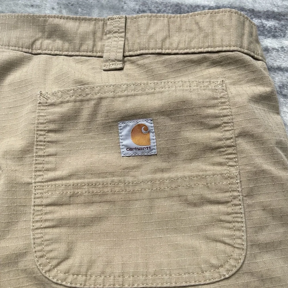 Carhartt Men's Relaxed Fit Cargo Shorts Brown Size 48 Work Pockets Inseam 11
