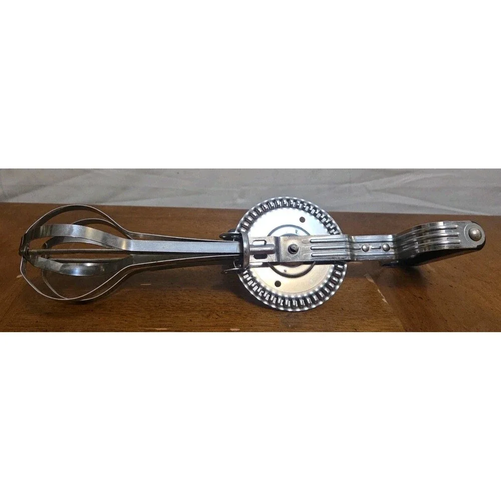 Vintage EKCO Best Stainless Steel R/L Hand Crank Mixer/Egg Beater
