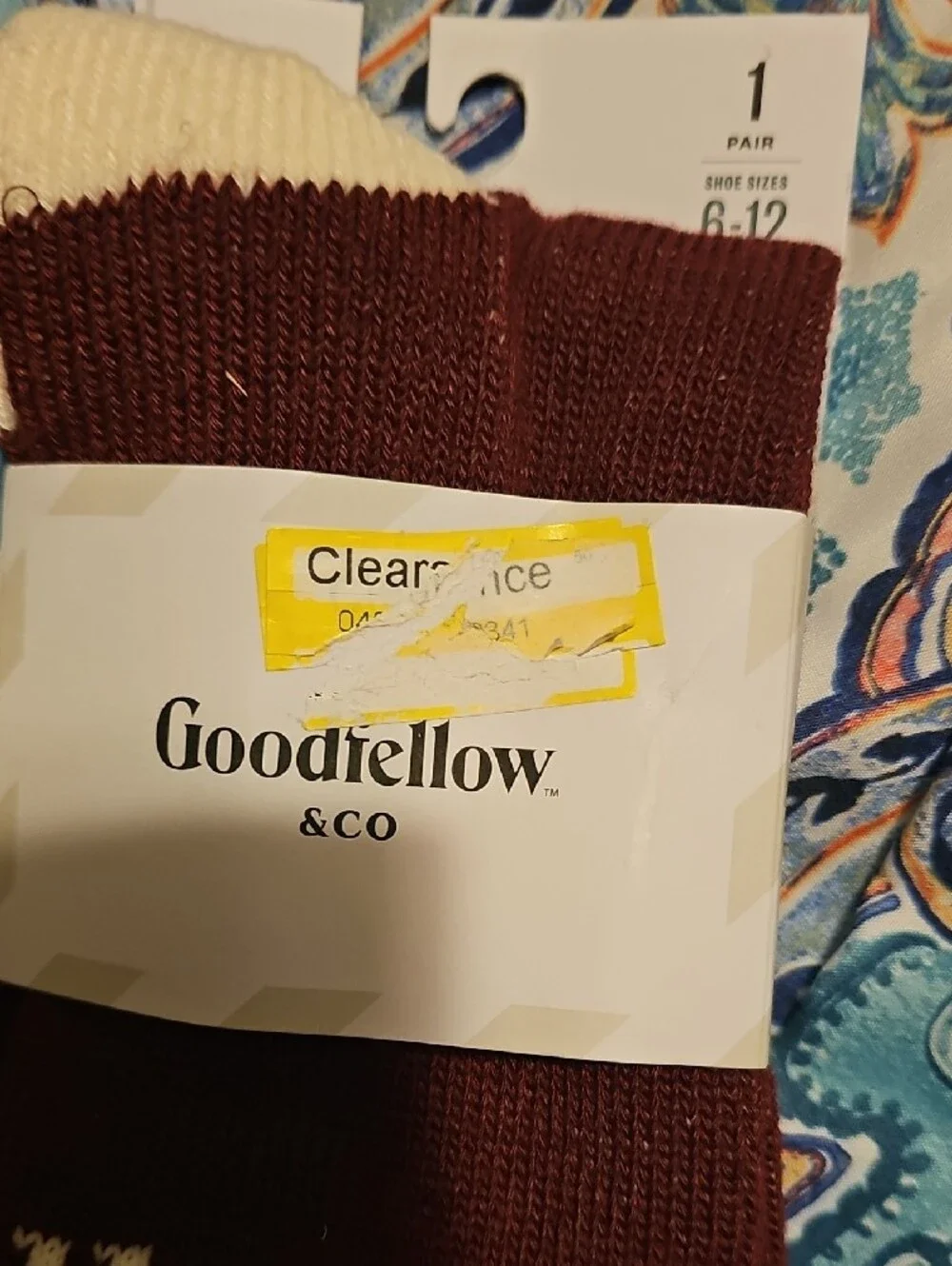 Goodfellow & Co Burgundy and Cream Fair Isle Crew Socks Size 6 To 12