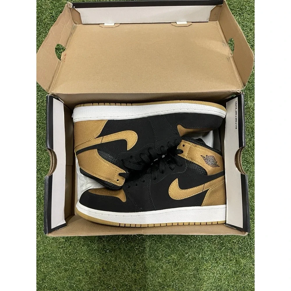 Nike jordan black