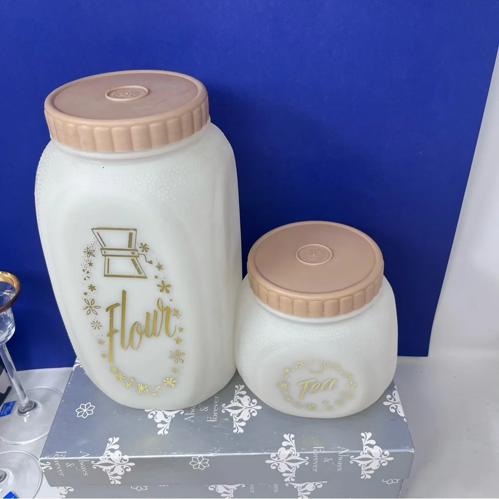 Bee Plastic bee plastics