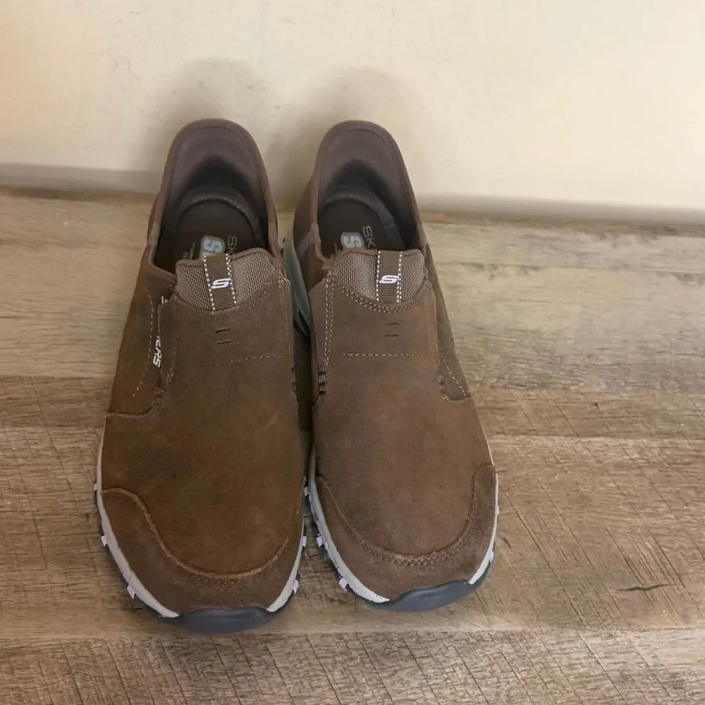 Skechers size wide