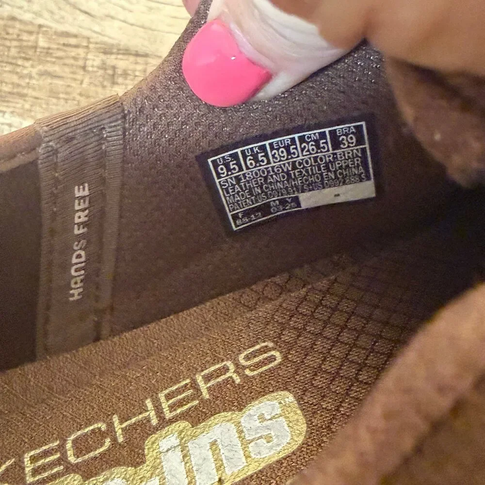 Skechers size wide
