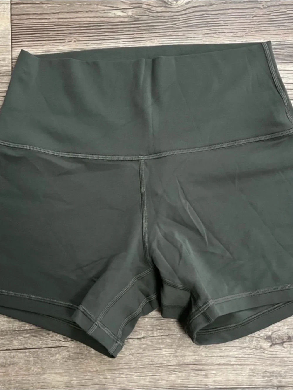lululemon athletica army green