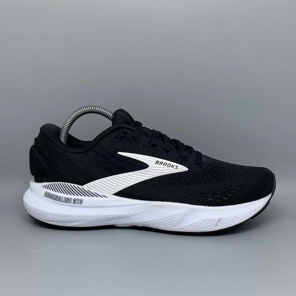 Brooks comfortable women