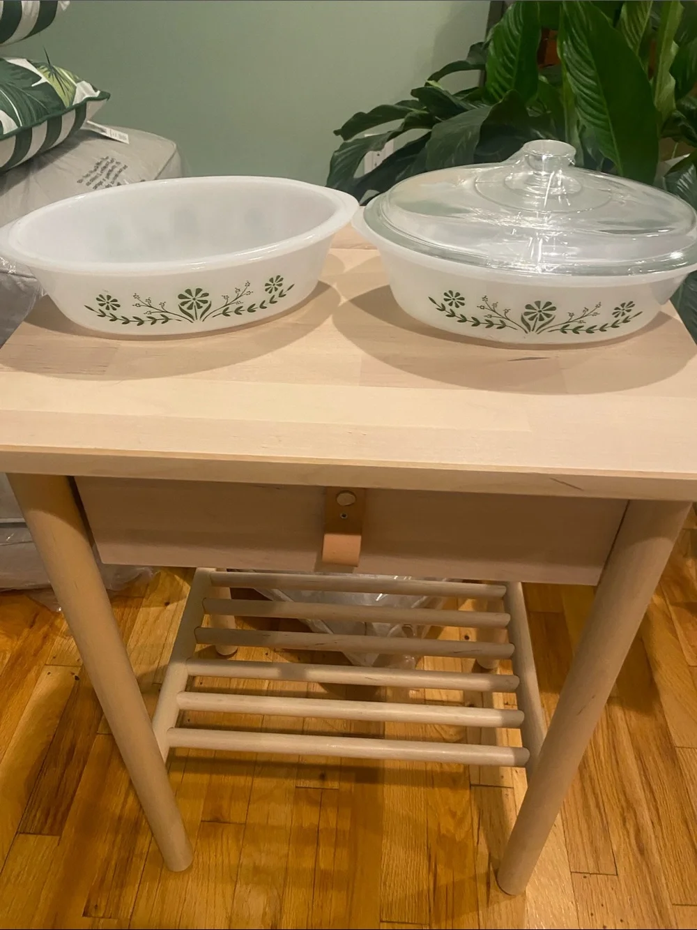 Glasbake white casserole
