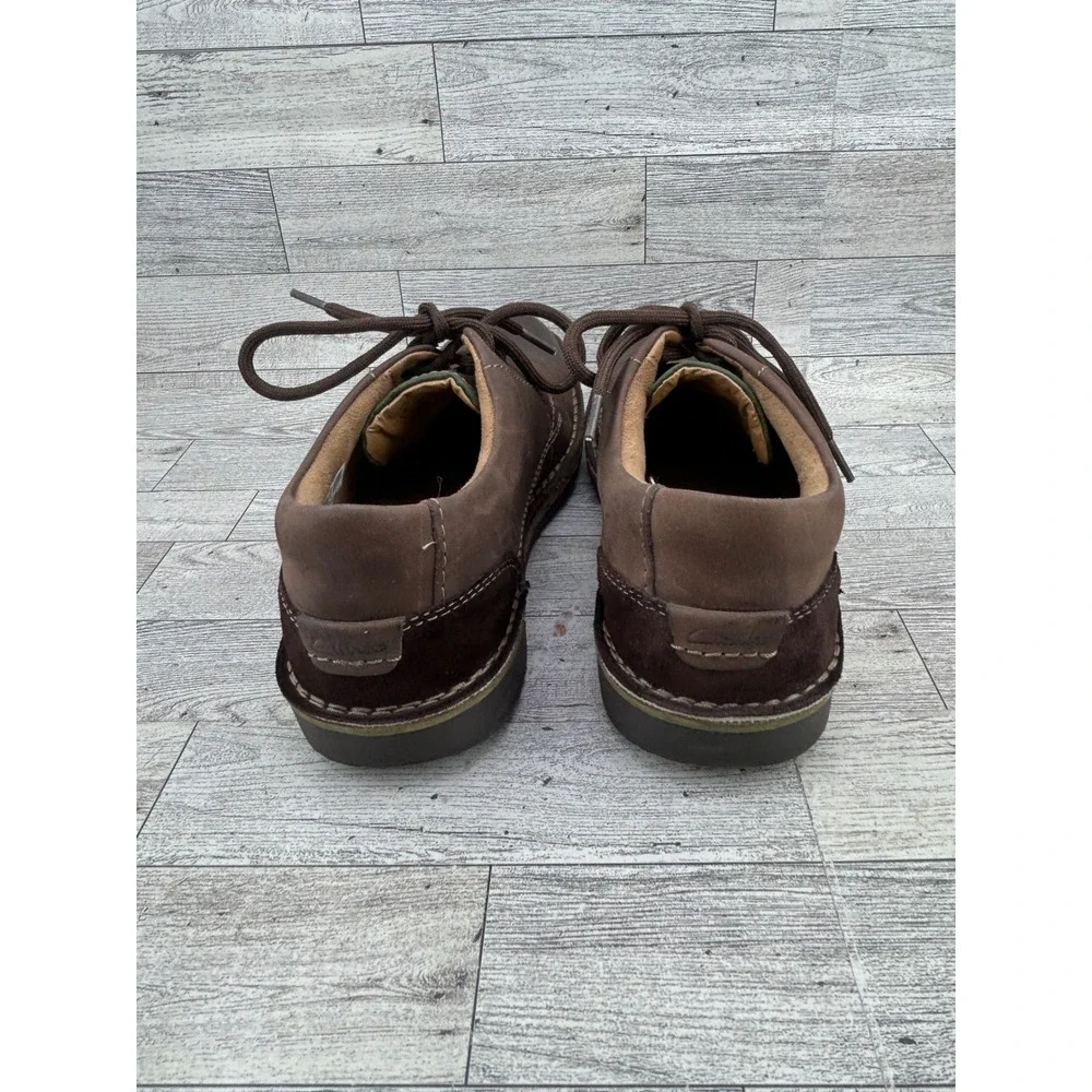 Clarks up casual