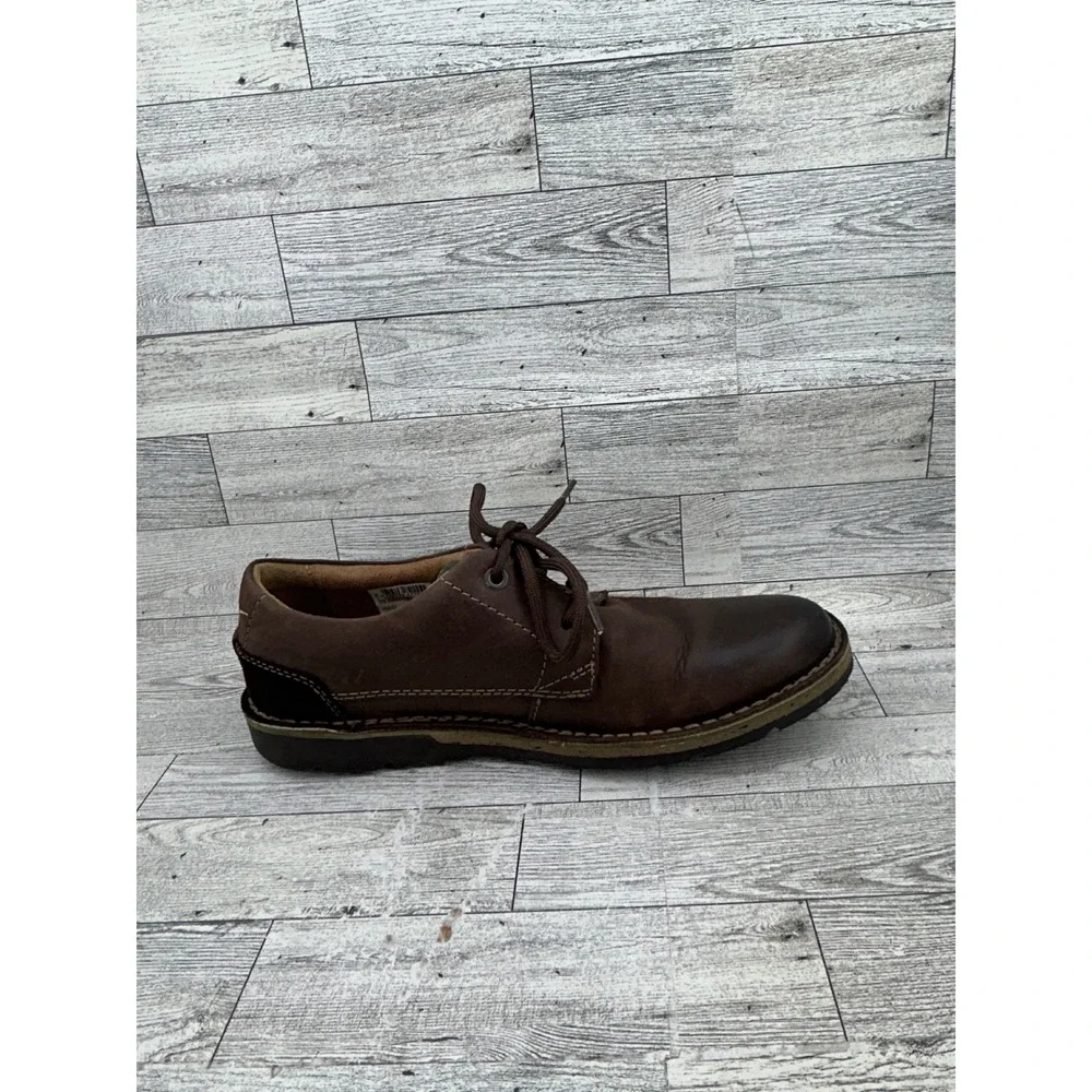 Clarks contrast closure dark