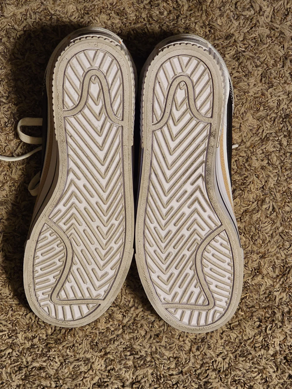 Nike rubber tan comfort
