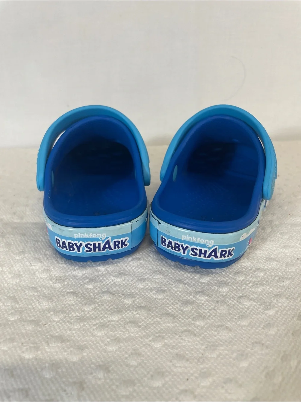 CROCS Kids BABY SHARK Clogs slides sandles water shoe 9