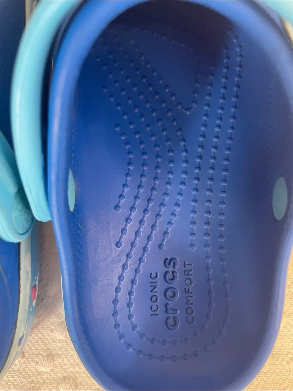 CROCS Kids BABY SHARK Clogs slides sandles water shoe 9