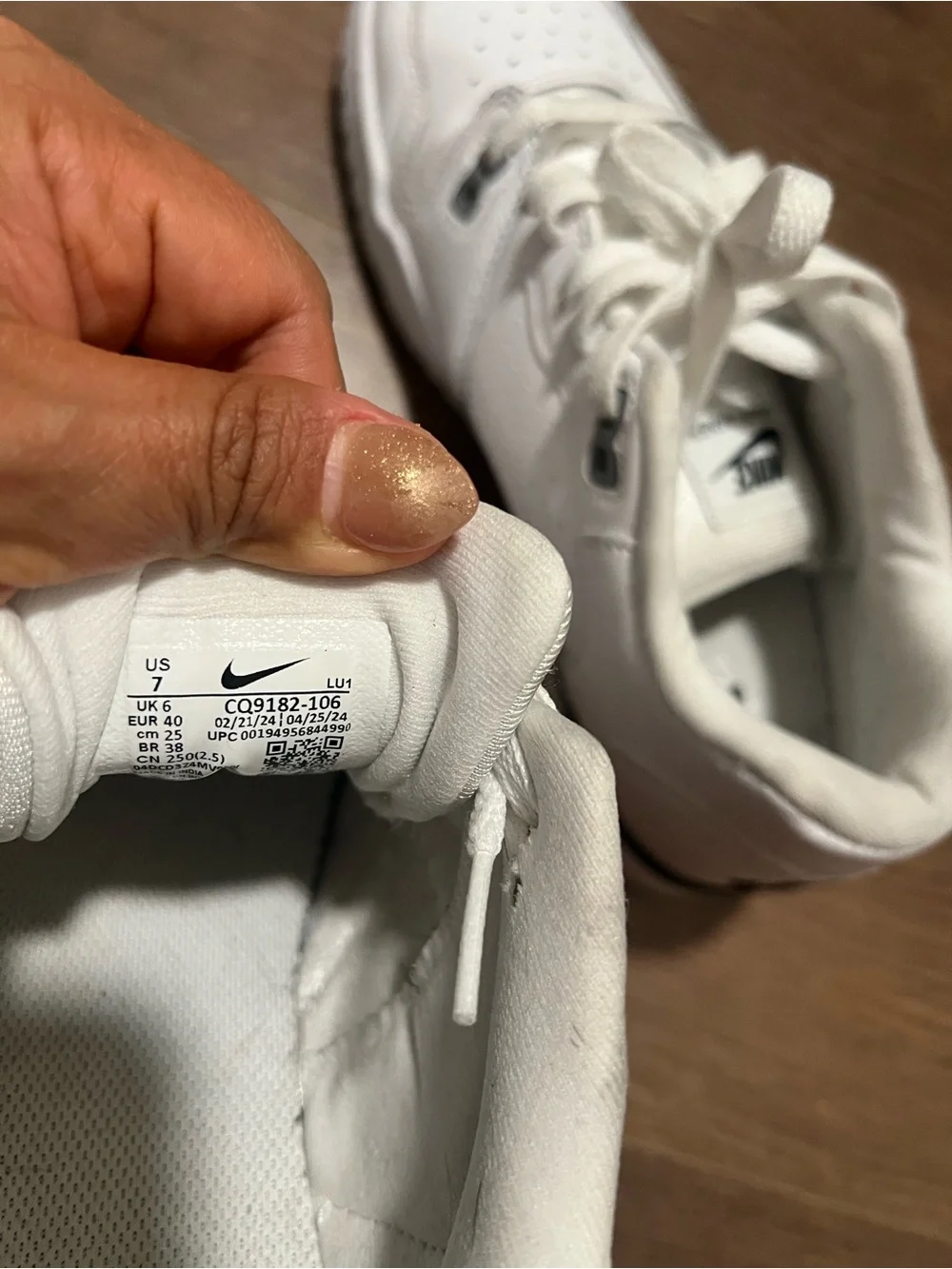 Nike low profile