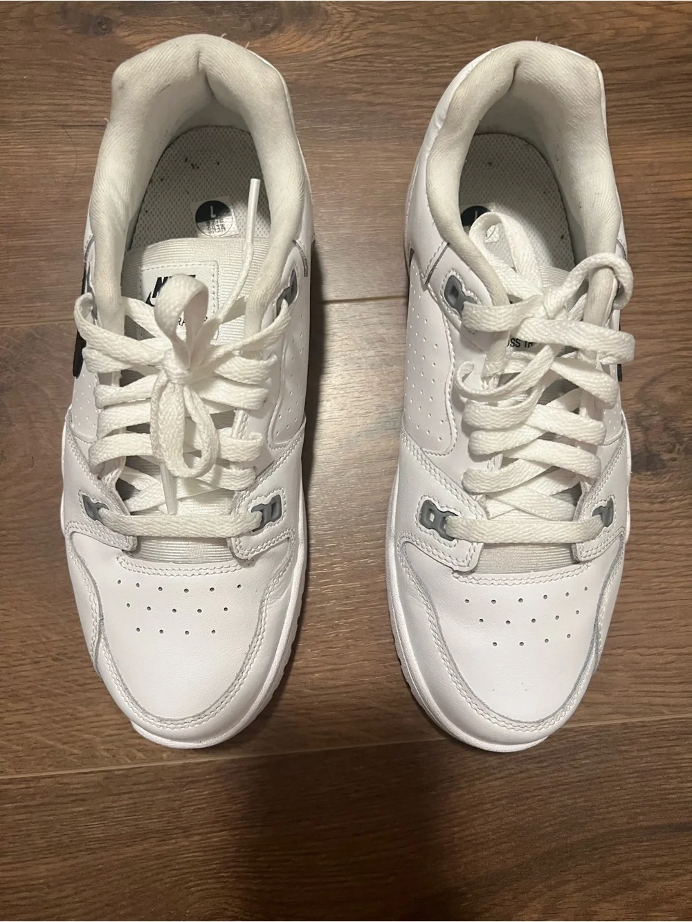 Nike low profile