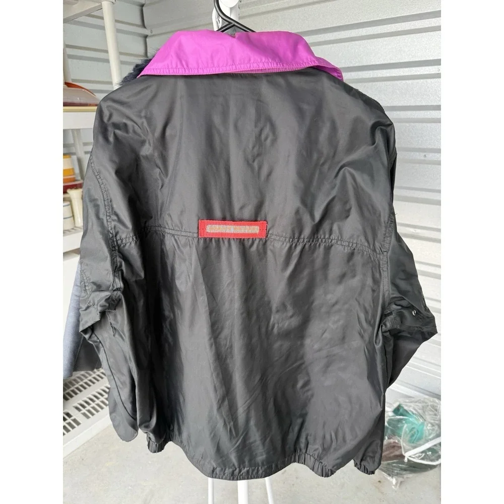 OP anyone apparel zip