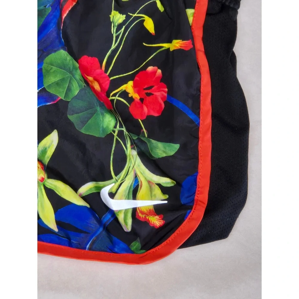 Nike Dri-FIT Running Shorts Bundle Womens Large Tropical Floral Leopard 2 Pairs