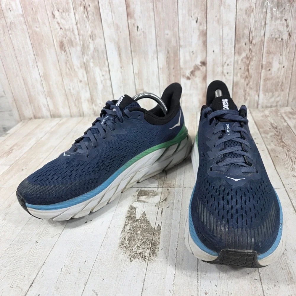 Hoka One One hoka one