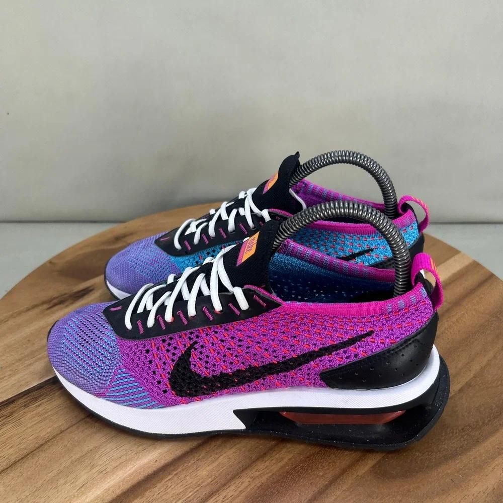 Nike excellent used