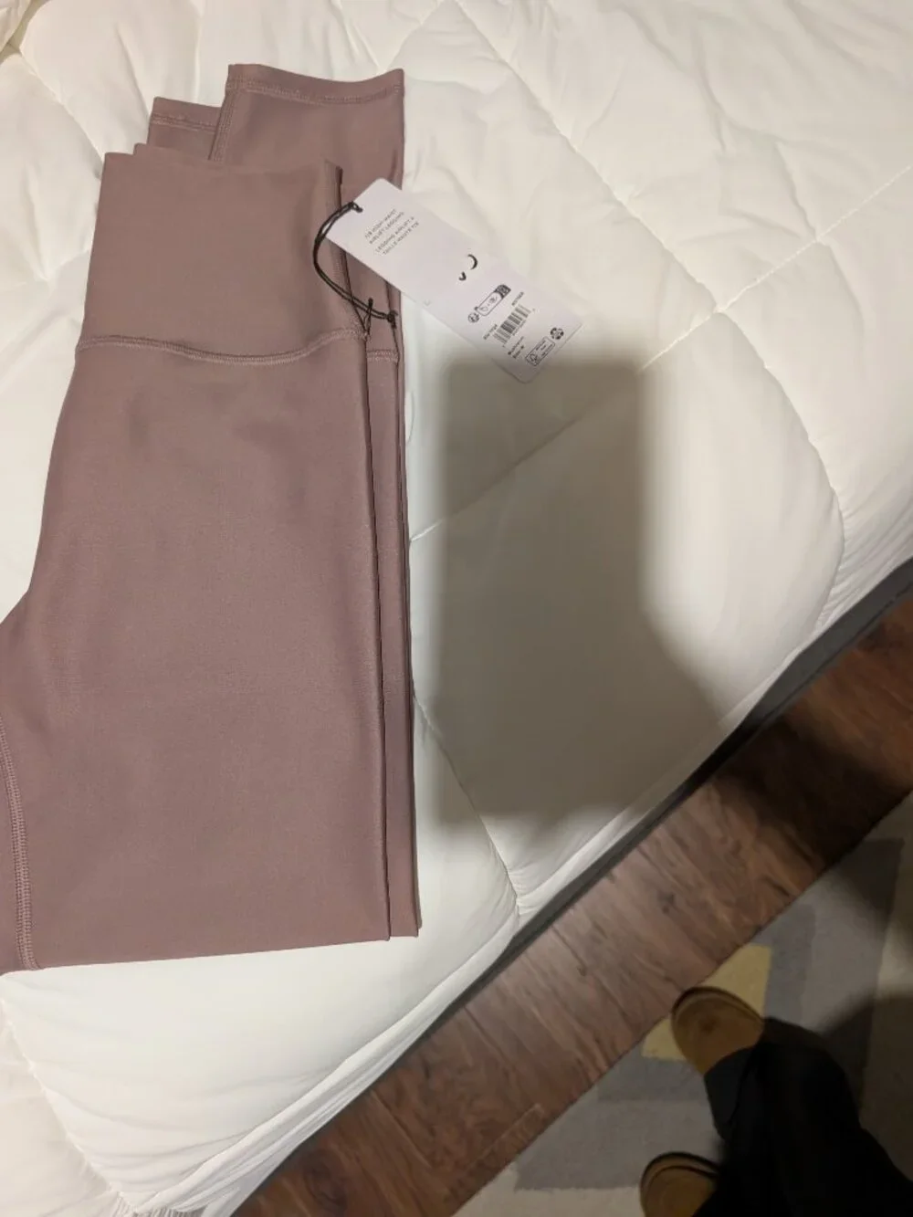 ALO Yoga nwt alo