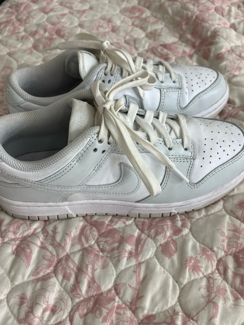 Nike low classic