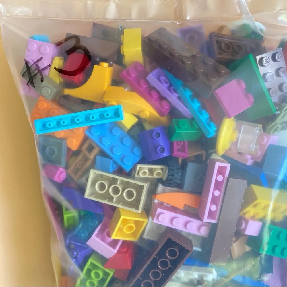 Lego legos pieces