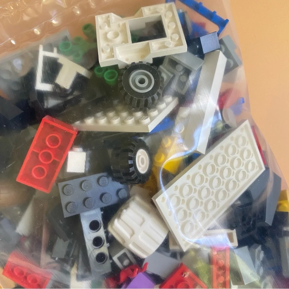 Lego legos pieces