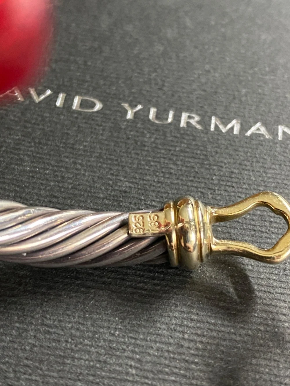 David Yurman Classic cable Buckle Bracelet 14K Gold Medium MSRP $2300
