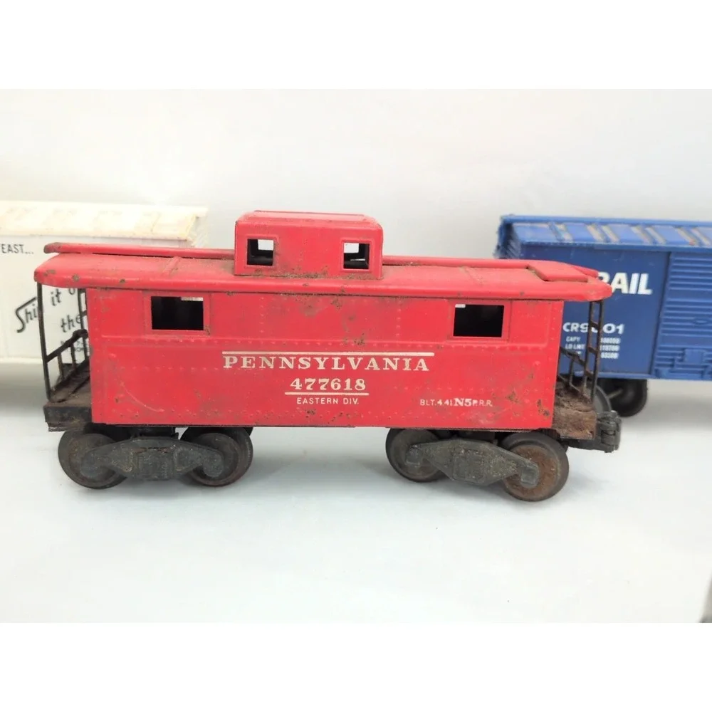 LIONEL O GAUGE No. 242  2-4-2 LOCOMOTIVE & Mixed Loot Sunoco Penn 477618
