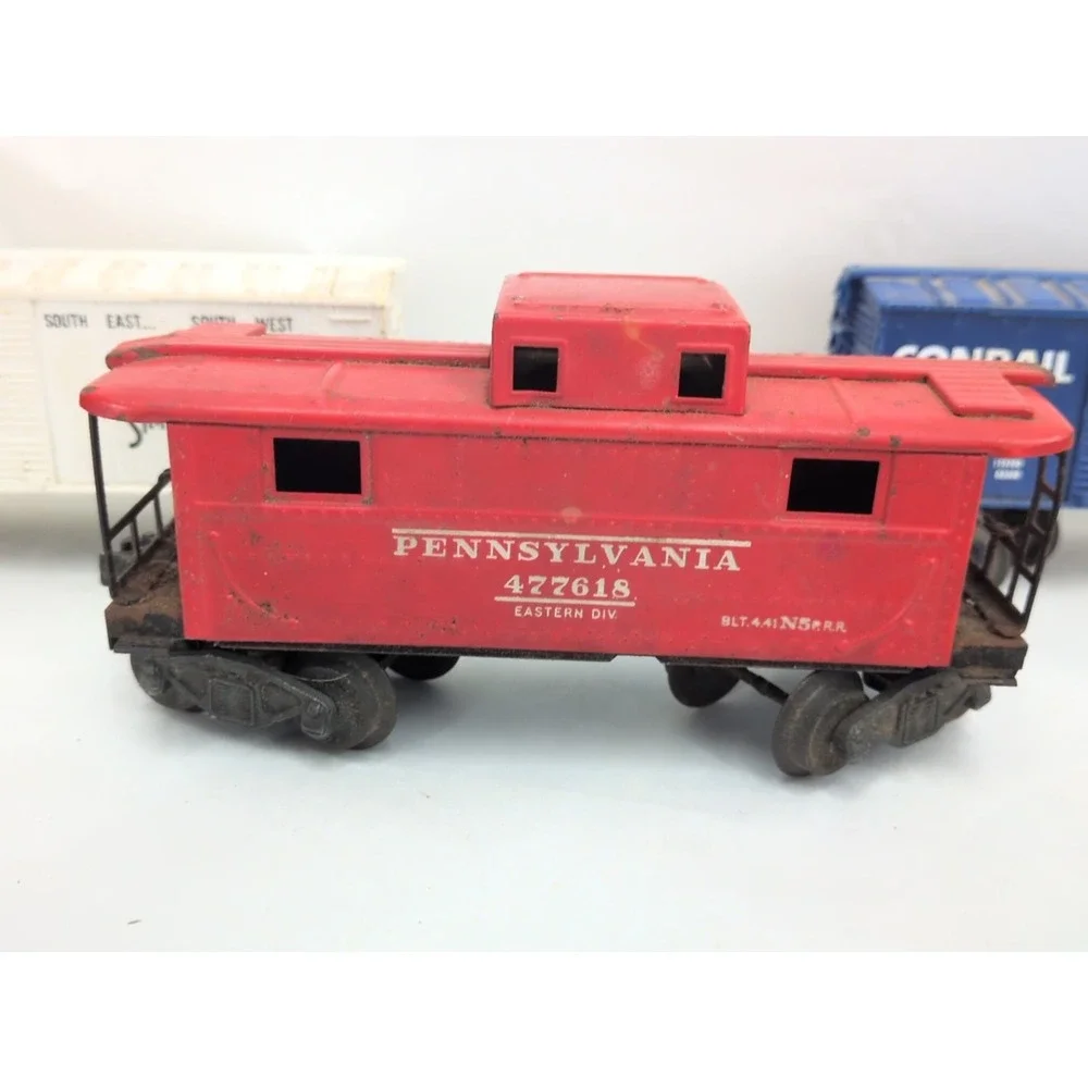 LIONEL O GAUGE No. 242  2-4-2 LOCOMOTIVE & Mixed Loot Sunoco Penn 477618
