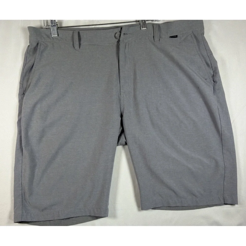 TravisMathew Beck Mens Golf Shorts Grey Size 40 Heather Performance Stretch