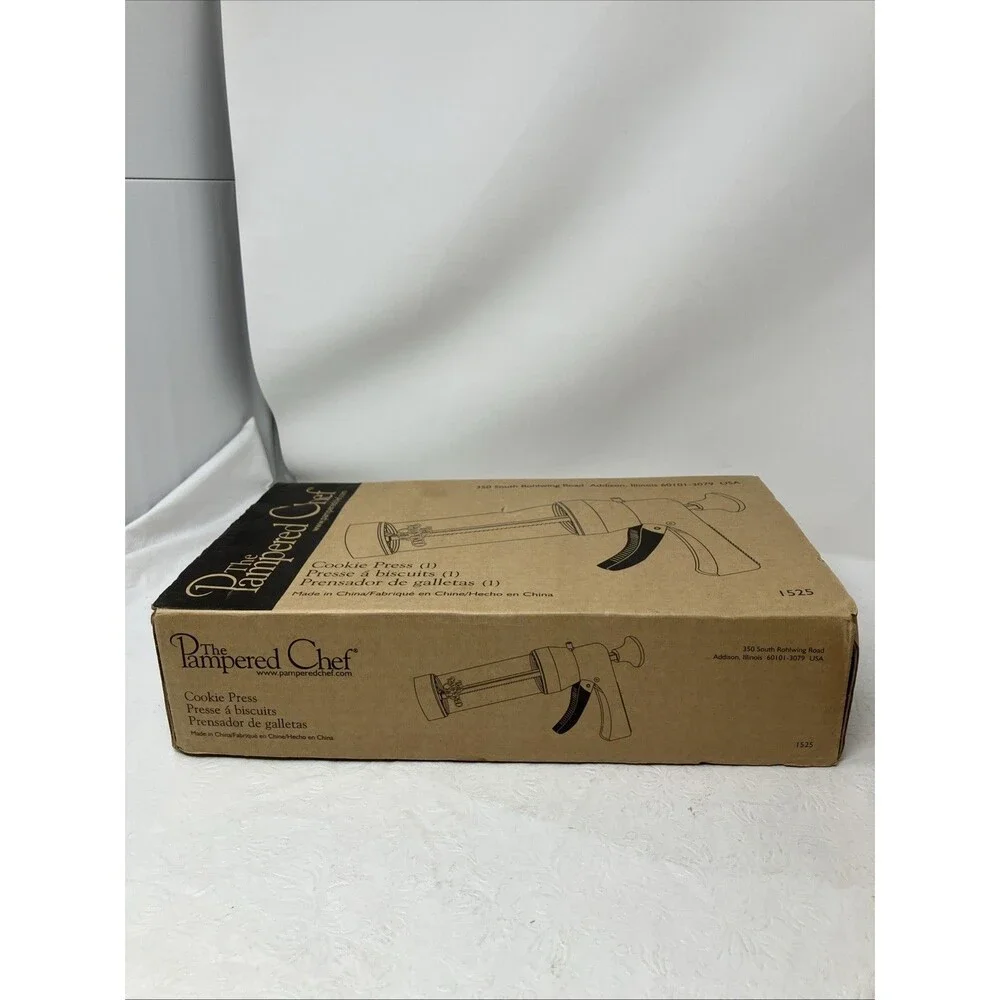 Pampered Chef preowned shown boxes
