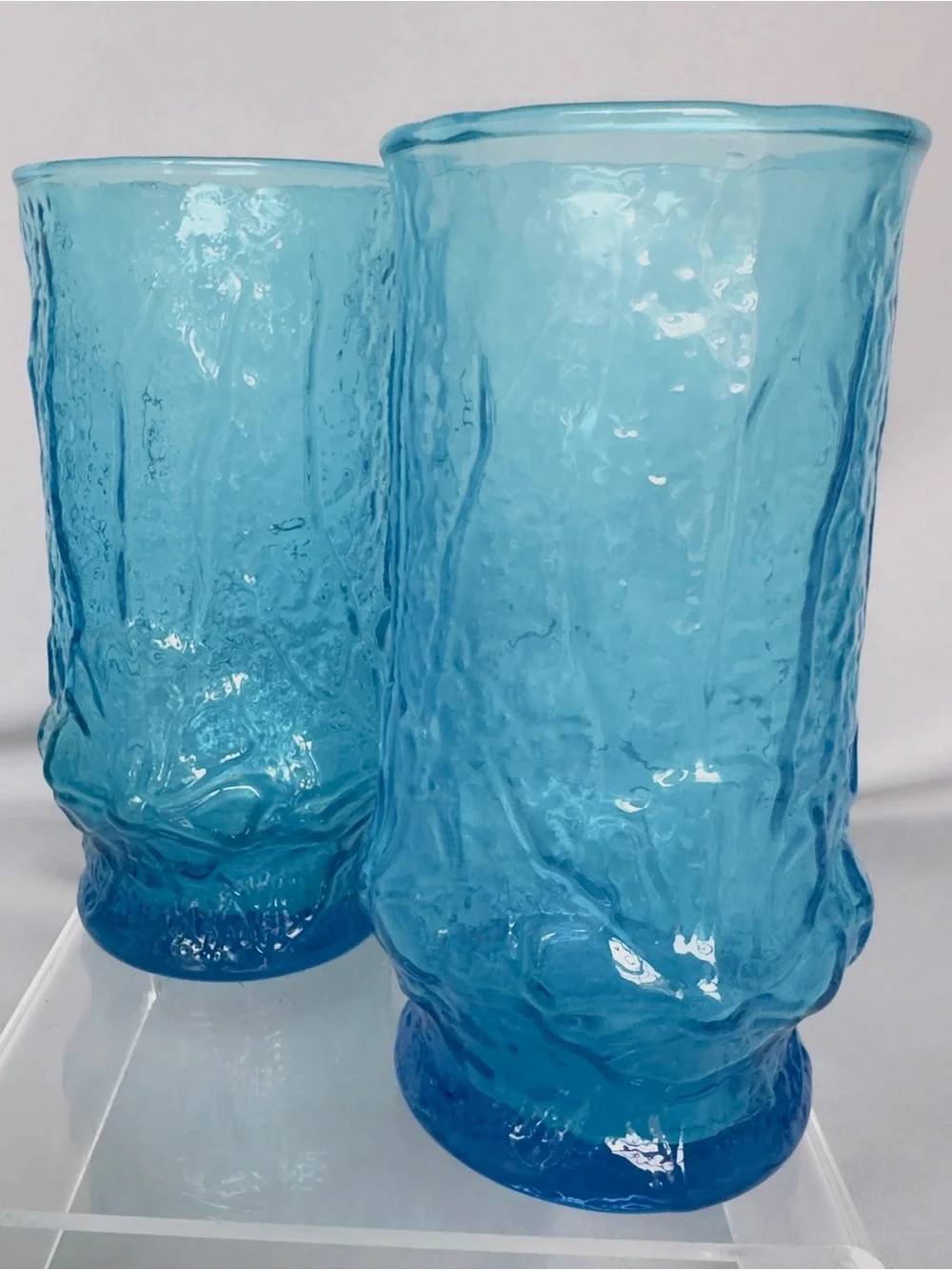 Handblown Textured Blue Glass Tumblers - Pair Anchor Hocking Rain Flower 70