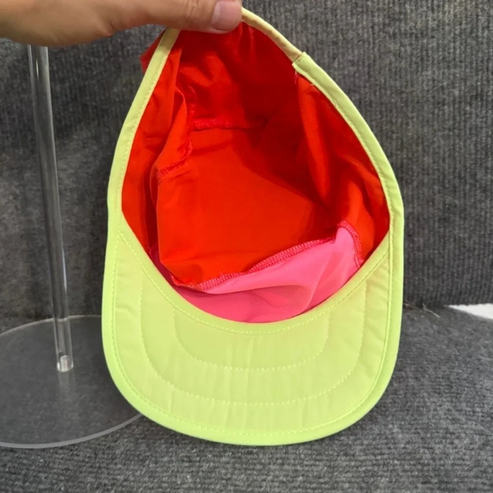 Brooks running hat