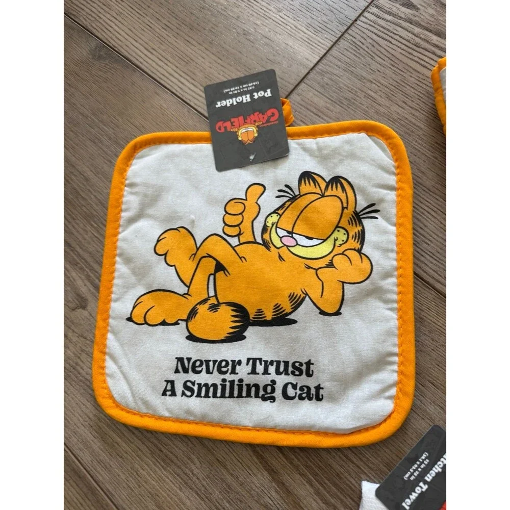 N/A garfield mitt